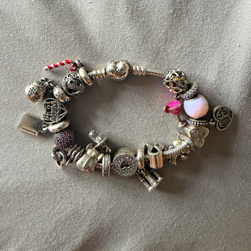 Pandora bracelet with - , 18
